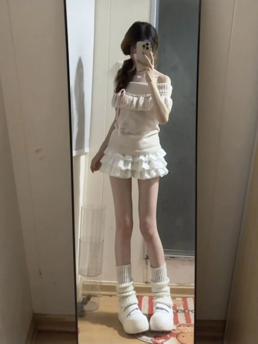 

Unique Shoulder One-Piece Top And Cake Skirt Set Gentle Style Short Summer Outfit Comfortable Mid-Summer Fashion Set for Women