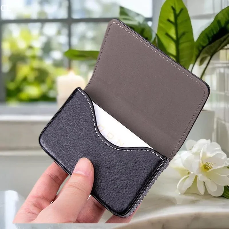 5. Porte-cartes en cuir PU cousu de taille utilitaire avec fermeture magnétique pour hommes et femmes
