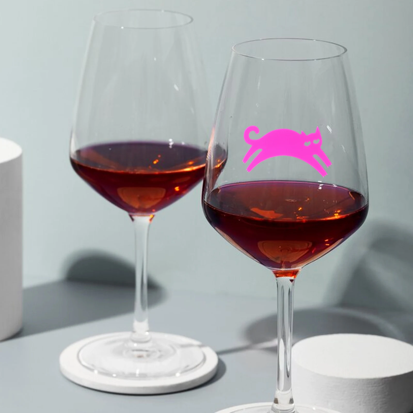 

6Pcs Cat Silicone Wine Glass Identifiers Decorative Drink Markers Reusable Wine Charms for Parties Bars Weddings