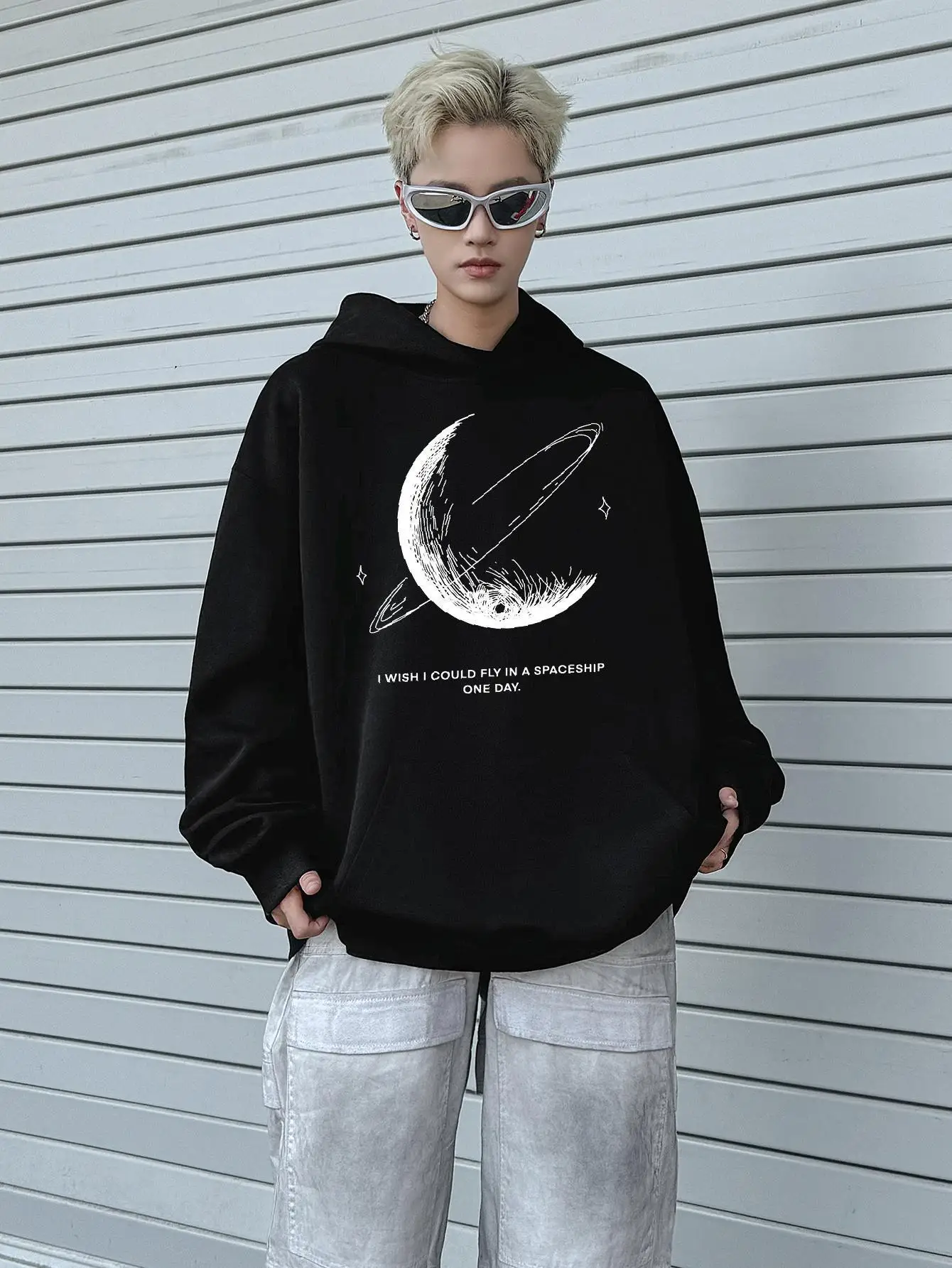 

Men'S Casual Hooded Sweatshirt with Moon & Bird Graphic Print, Loose Fit Streetwear Pullover, Kangaroo Pocket