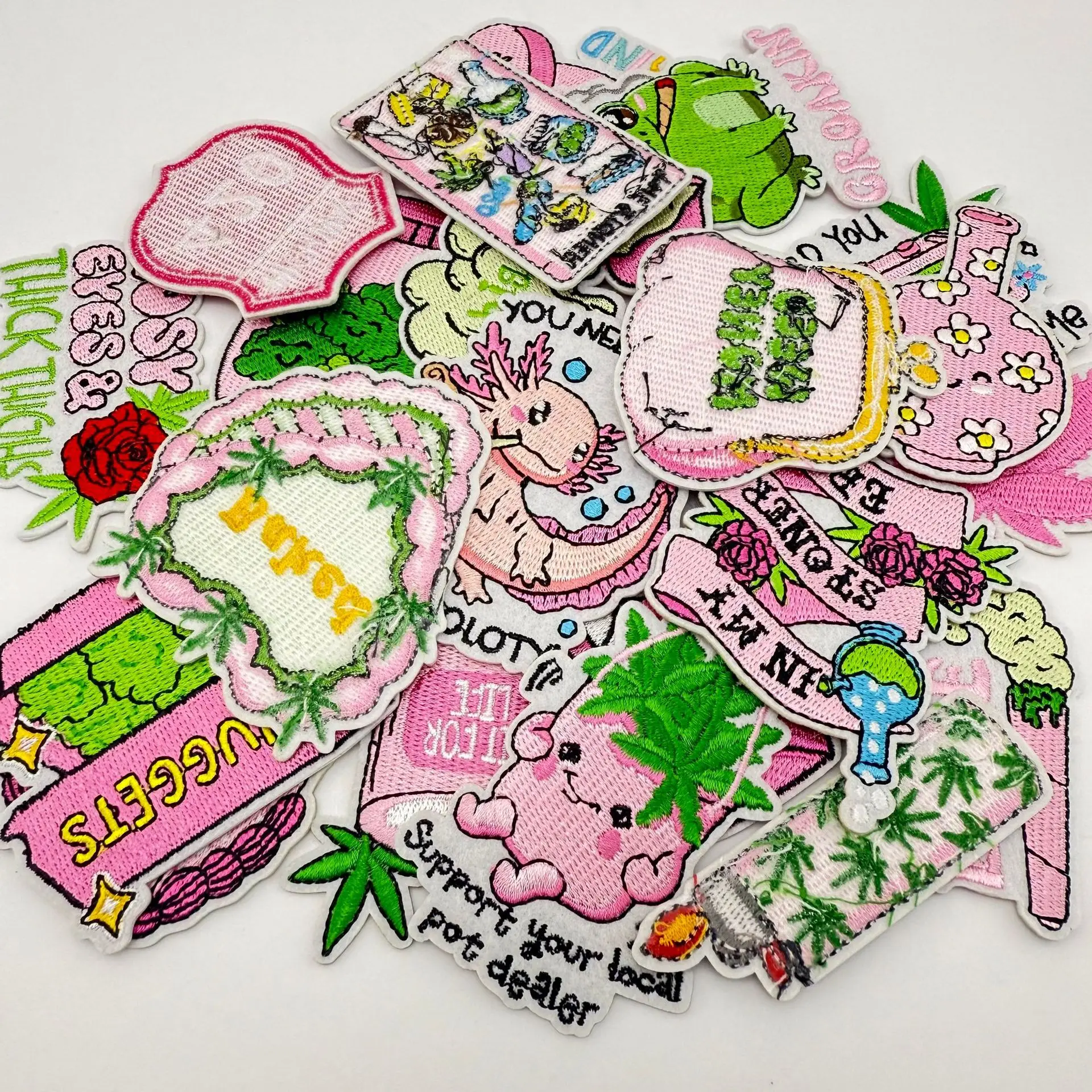 10PCS/Lots Cartoon Pink Series Embroidered Patches Iron On Patches For Clothing Jackets DIY Bottles Candles Matches Animal Patch