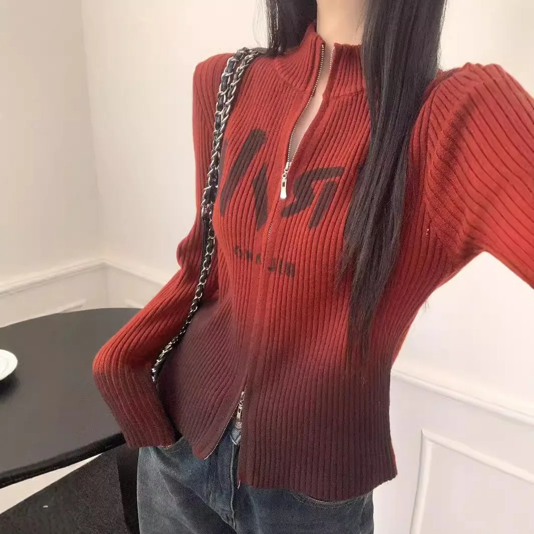 

Half Zipper Thickened Inner Women's Autumn And Winter High Neck Base Sweater, Design Sense, Niche Short Knitted Sweater Top