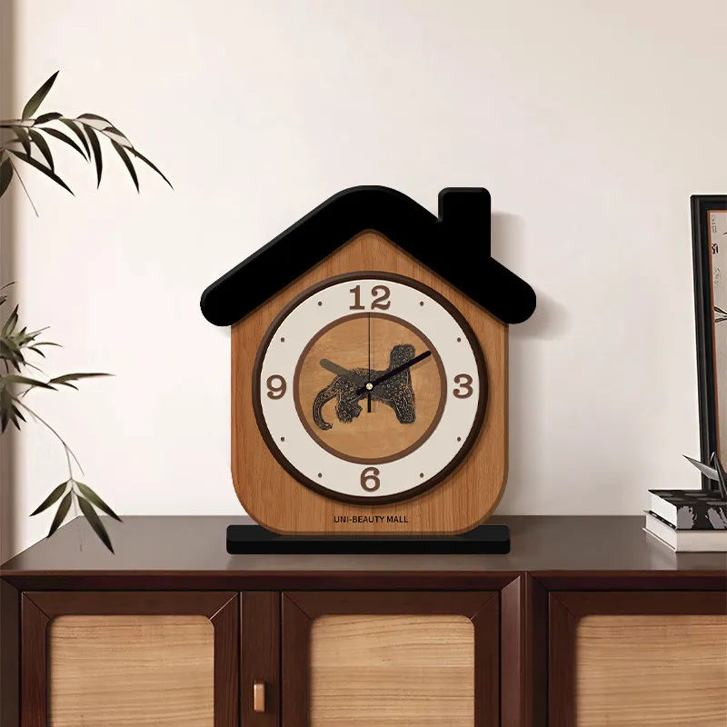 Vintage Style Desk Clock 2026 New Light Luxury High End Living Room Entryway Table Creative Decor Clock