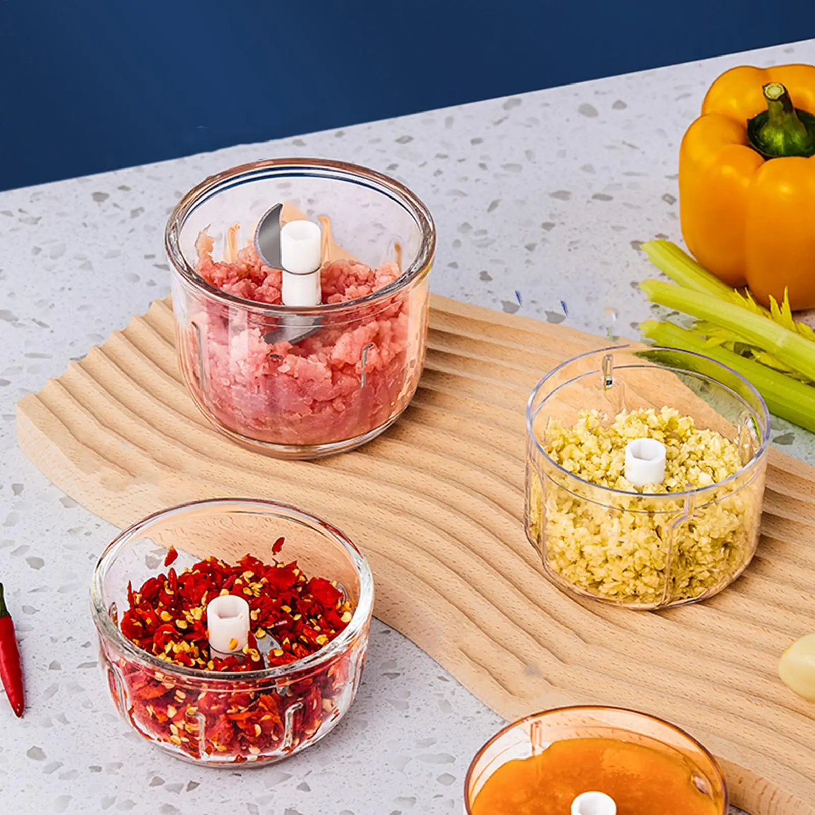 

Мини-измельчитель для еды, 300 мл, перезаряжаемый через USB, легко очищаемый измельчитель овощей, мини-кухонный комбайн для пюре, имбиря, чили, лука, овощей