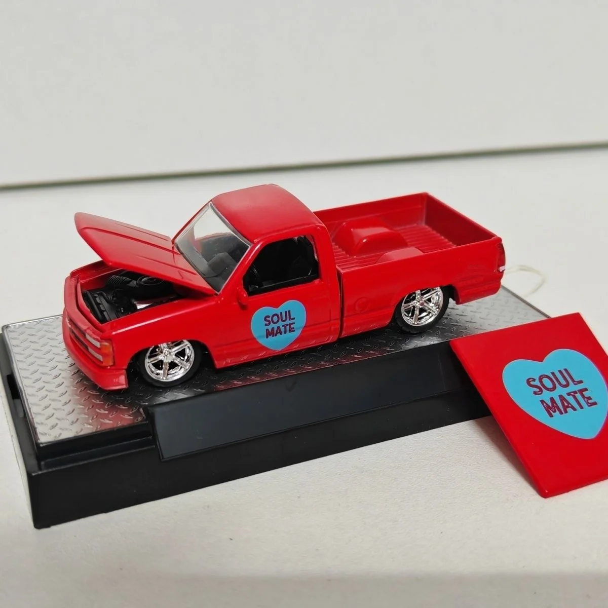 

M2 Machines 1: 64 1991 1992 C1500 SS 454 Alloy Model Collection Gift Item