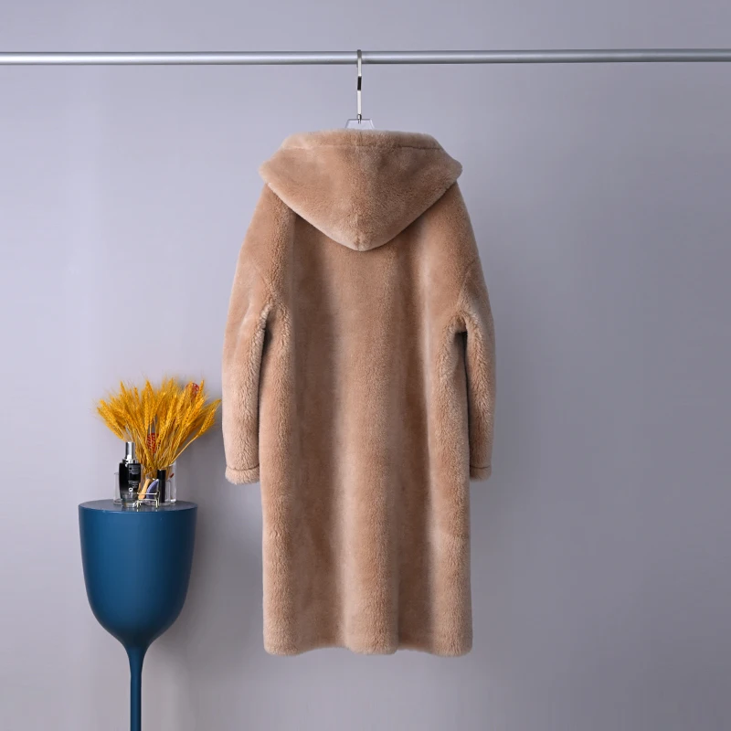 2023 Winter New Hooded Thicken Women Lamb Wool Coat Female Lady Sheep Shearling Overcoat Parka PT343