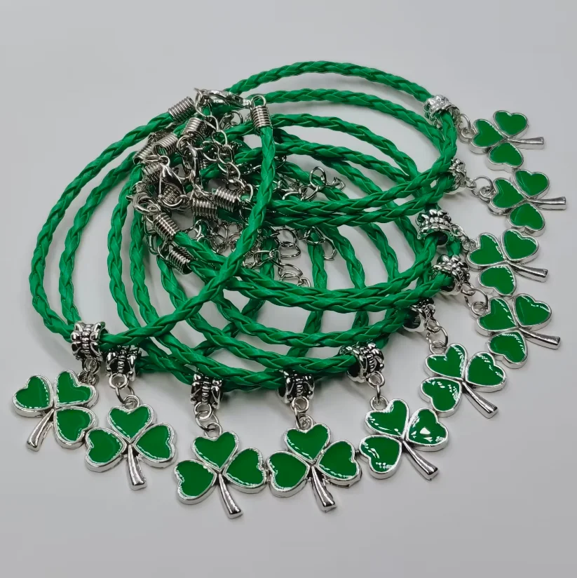 سوار مضفر من الجلد مع مشبك جراد البحر ، 3 أوراق البرسيم الايرني ، فاصل مثلث ، عيد القديس باتريك ، 20 قطعة #1