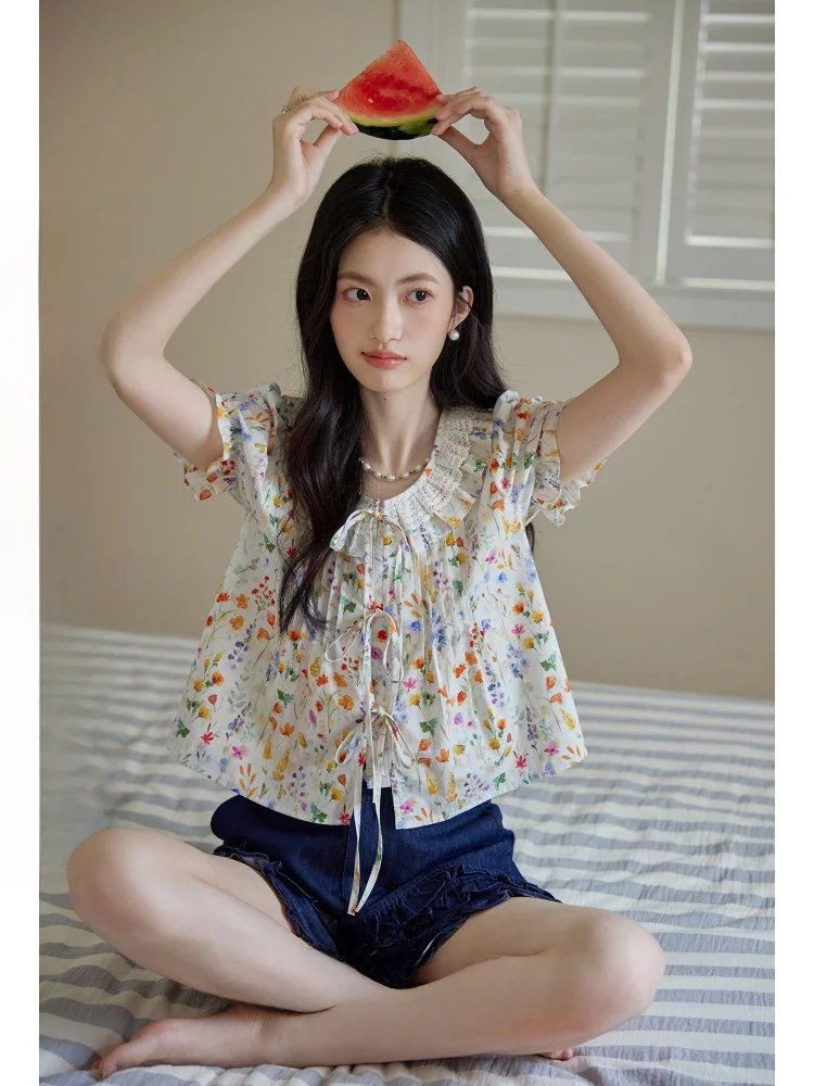 

Женская блузка с ретро-цветочным принтом, двойным воротником, кружевной отделкой, завязками, пышными короткими рукавами из тонкого хлопка