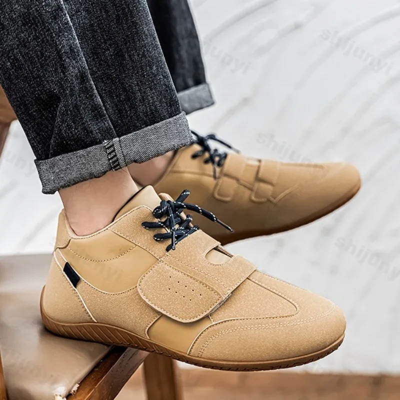 

Color Blocked Casual Sports Shoes for Men 2025 Spring New Fashion Trend Comfortable Flat Shoes Low Top Non slip Lace-up Sneakers