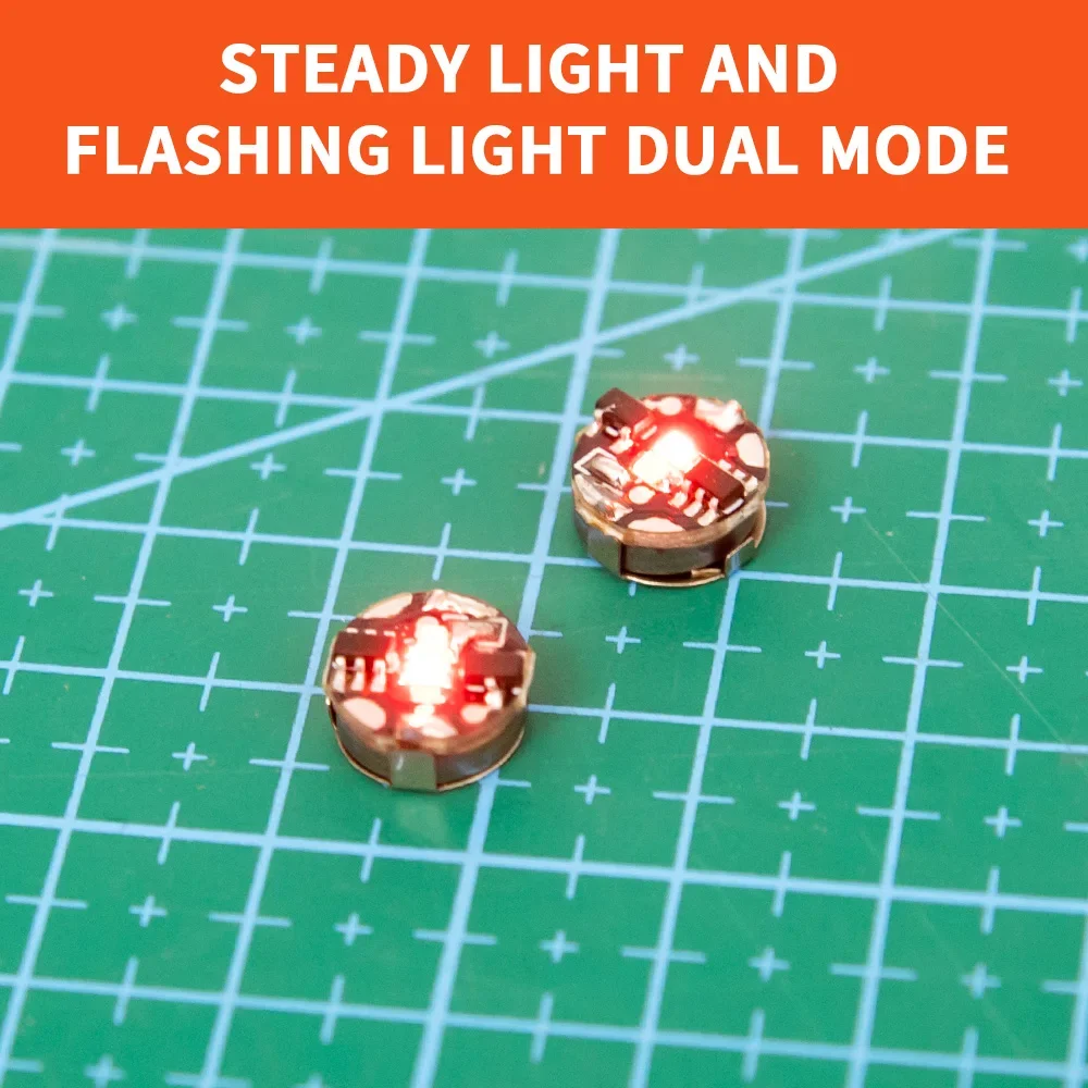 مصباح Led للتحكم المغناطيسي أزرق فاتح لاسلكي/أزرق جليدي إلى أحمر وامض لصنع نماذج ذاتية الصنع/سيارات/ديكور/مسدس هدم مع بطارية 1 قطعة