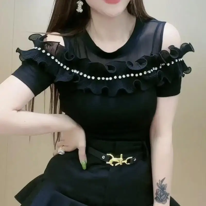 T-shirt à manches courtes en coton pour femmes, haut à volants décontracté mince, t-shirt perlé tout match, mode sexy, hors de l'initiative, nouveau, été