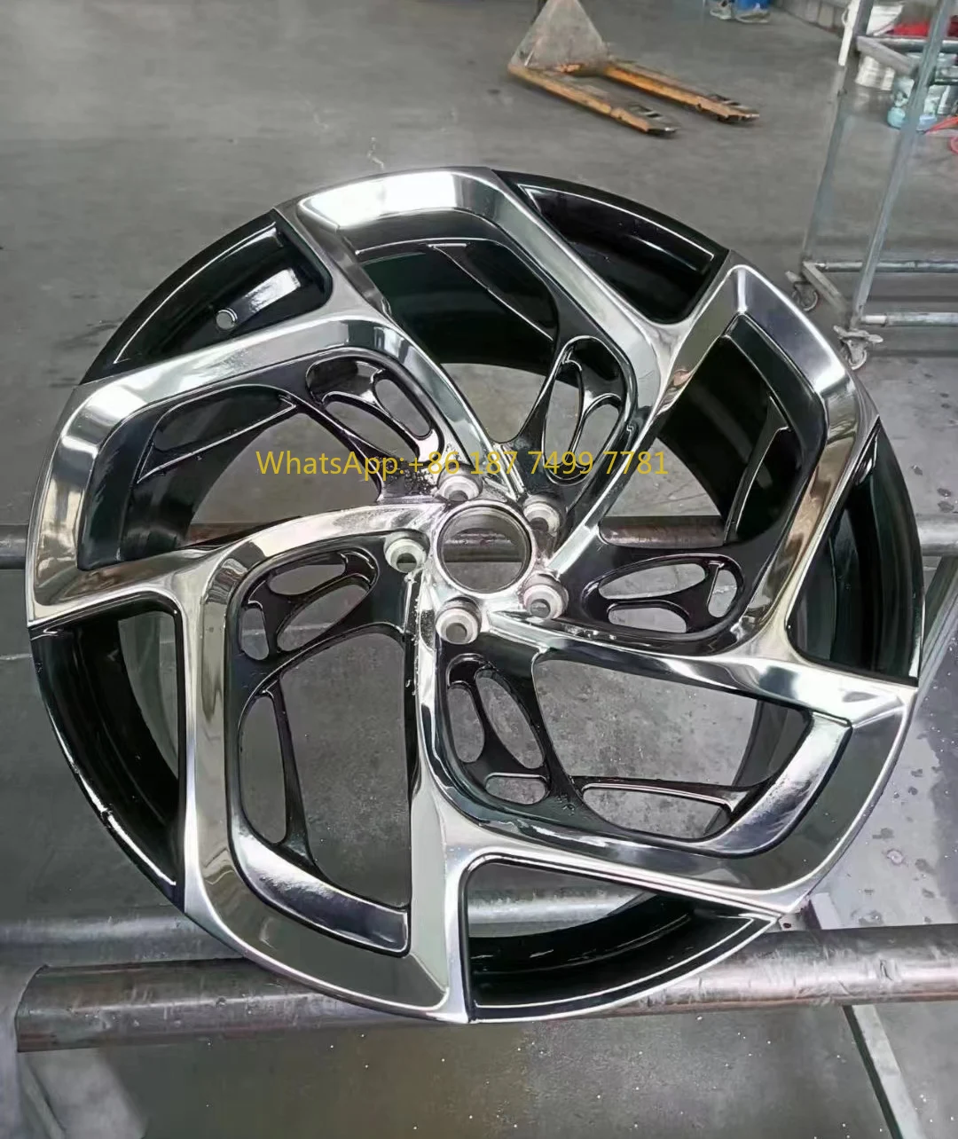 

Factory 18X8 19X10 5X98 5X110 5X120 Custom Forged 6061 Aluminum Alloy Wheels Rims