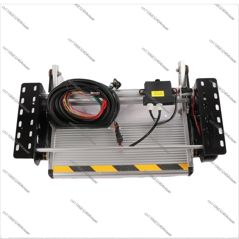 For RV Modified Electric Pedal Chase V80 Yufeng Transit IVECO Spencer Xingrui Middle Door Downward Swing Pedal