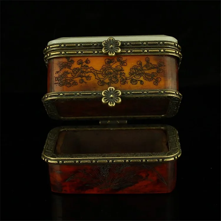 White Marble jewelry old cow bone inlaid with white jade carving, double-layer rouge box, plain sailing pattern