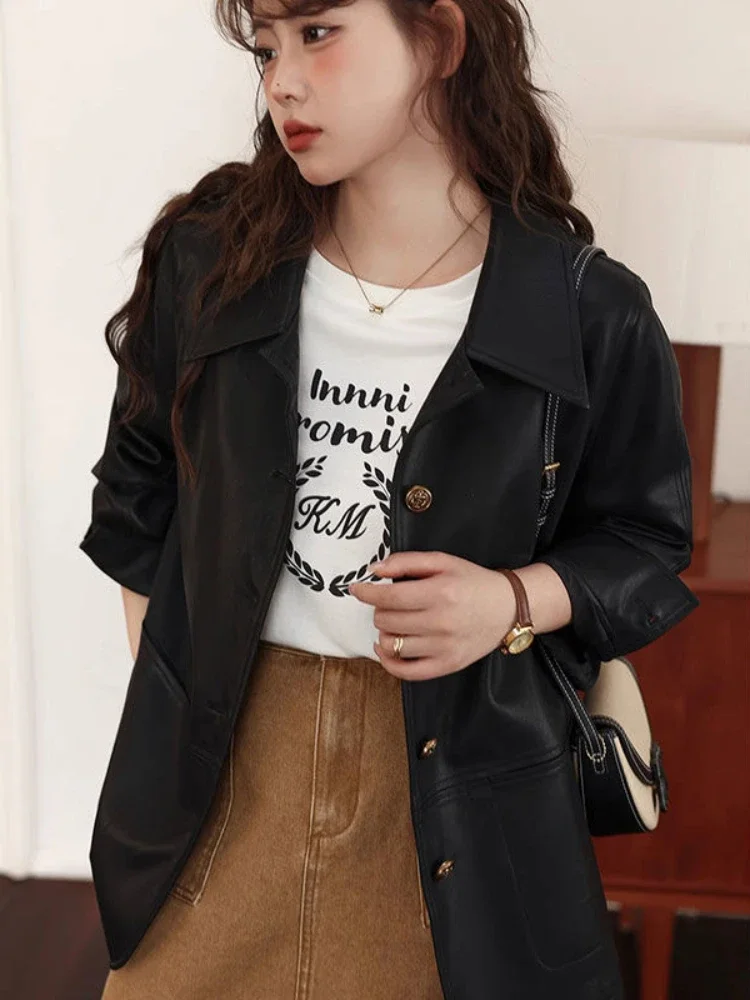 Spring New Women's Coat with A Lapel and Single Breasted Style, Long Sleeved Casual Retro Motorcycle High-end Leather Jacket