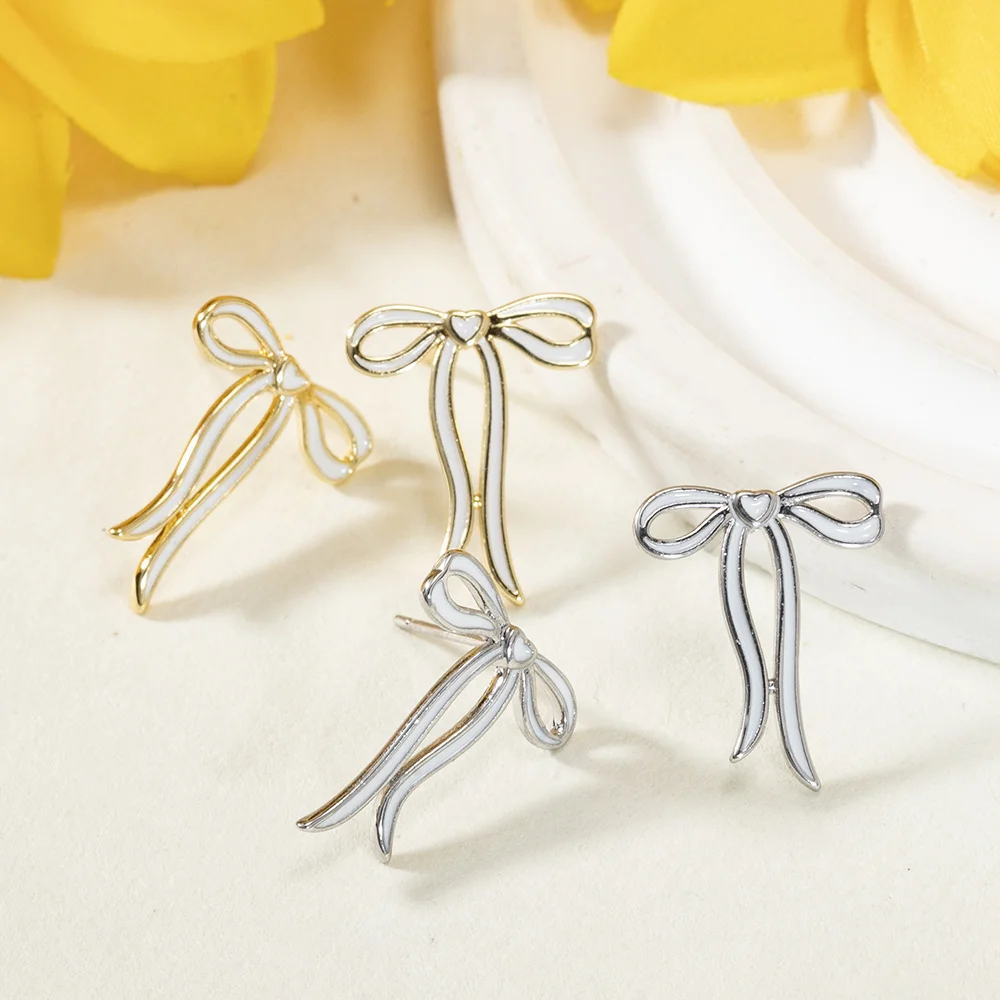 Hollow Bow Stud Earrings for Women - Elegant & Cute Accessory, Perfect Dating or Gift Choice