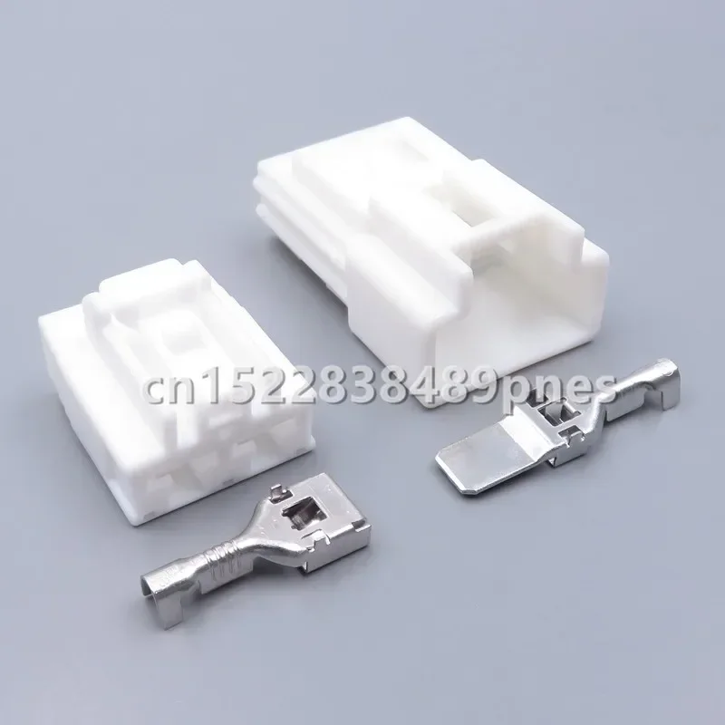 2 Pole 7.8 Series 6098-1278 6098-1104 Car Large Current Electric Wiring Harness Socket Unsealed Plastic Connector