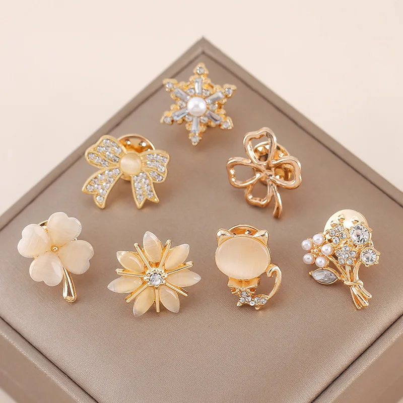 New Fashion Brooch Flower Bow Brooches for Women Sweater Coat Clothing Accessories Metal Anti-glare Lapel Pin Fixed Clothes Pins