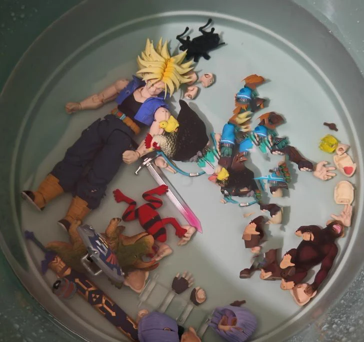 

In Stock Demoniacal Fit SHF Super Saiyan Trunks Dragon Ball Z The Boy From The Future Son of Tomorrow Action Figure Models Toys