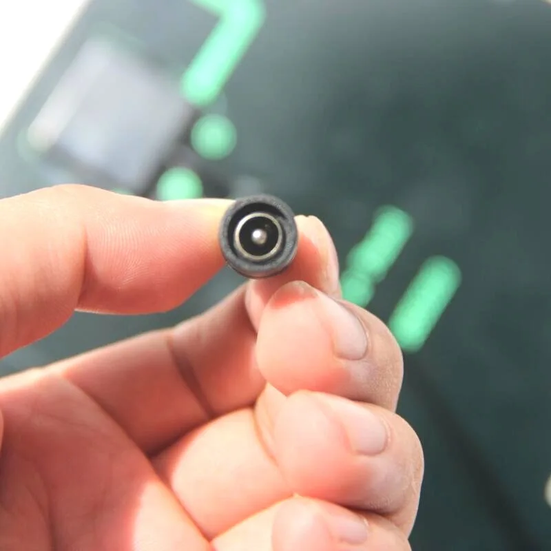 9-12V 자동차 보트 RV 배터리 충전 210*165*3MM에 대 한 배터리 클립과 5.5W 12V 태양 전지 패널 충전기