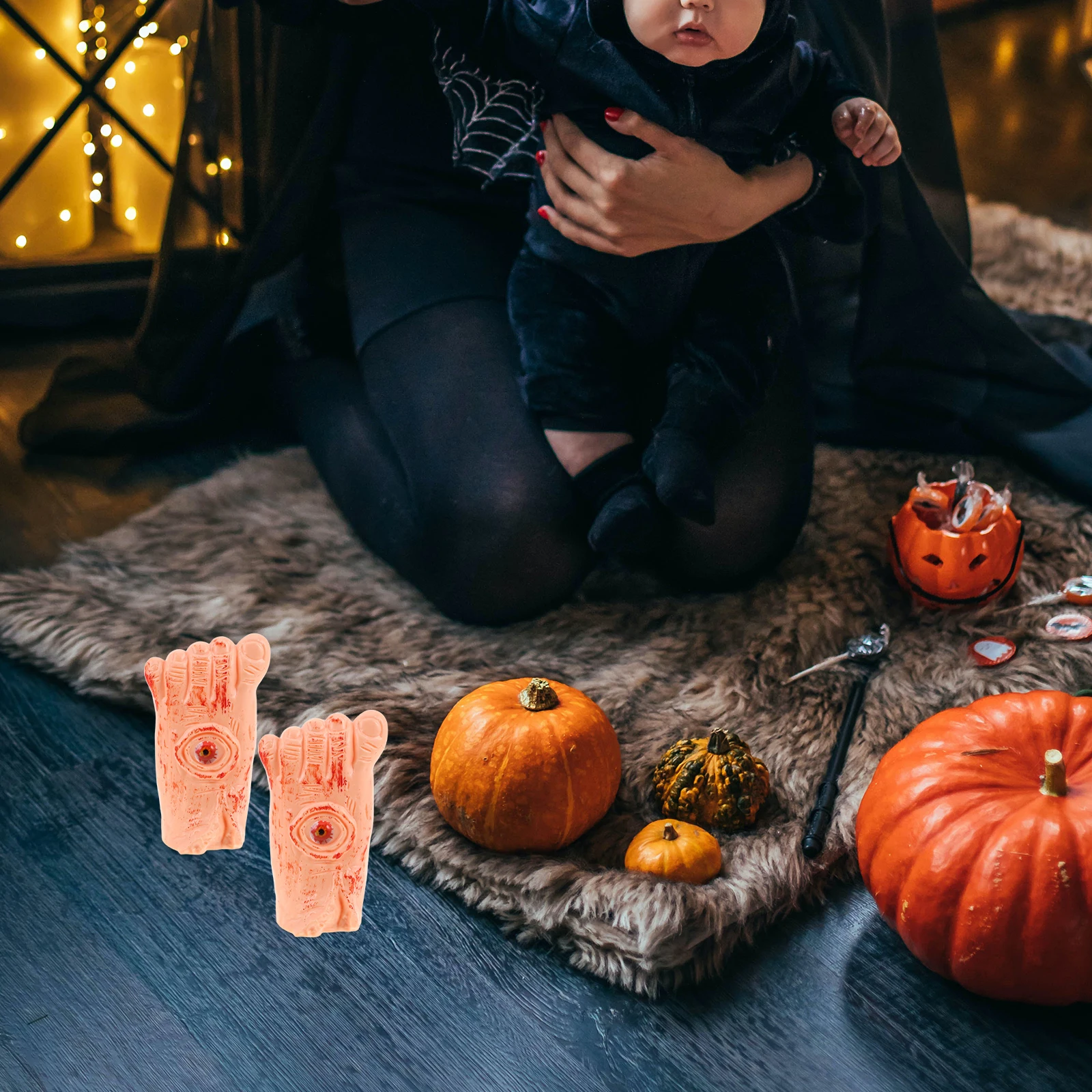 

4Pcs Halloween Decor Simulation Broken Feet Bloodied Eyeballs Spine Chilling Atmosphere Party Lights Haunted Prank Props