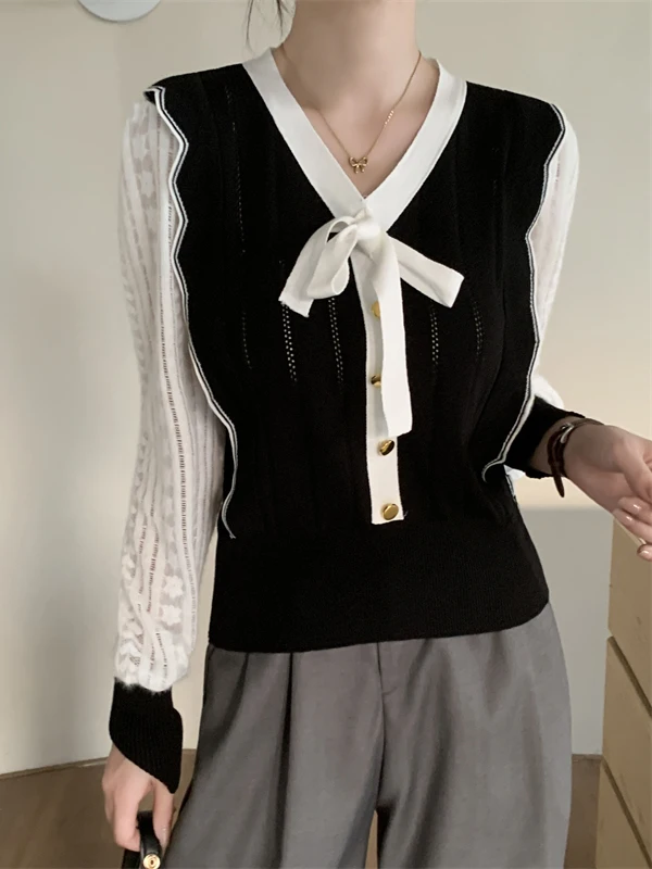 เสื้อสเวตเตอร์ถักไหมพรมคอวีสไตล์เกาหลีสำหรับผู้หญิง รุ่นใหม่ล่าสุดสำหรับฤดูใบไม้ร่วง ดีไซน์ผูกโบว์คาดเอว แต่งผ้าแบบต่อผ้า สไตล์เกาหลี