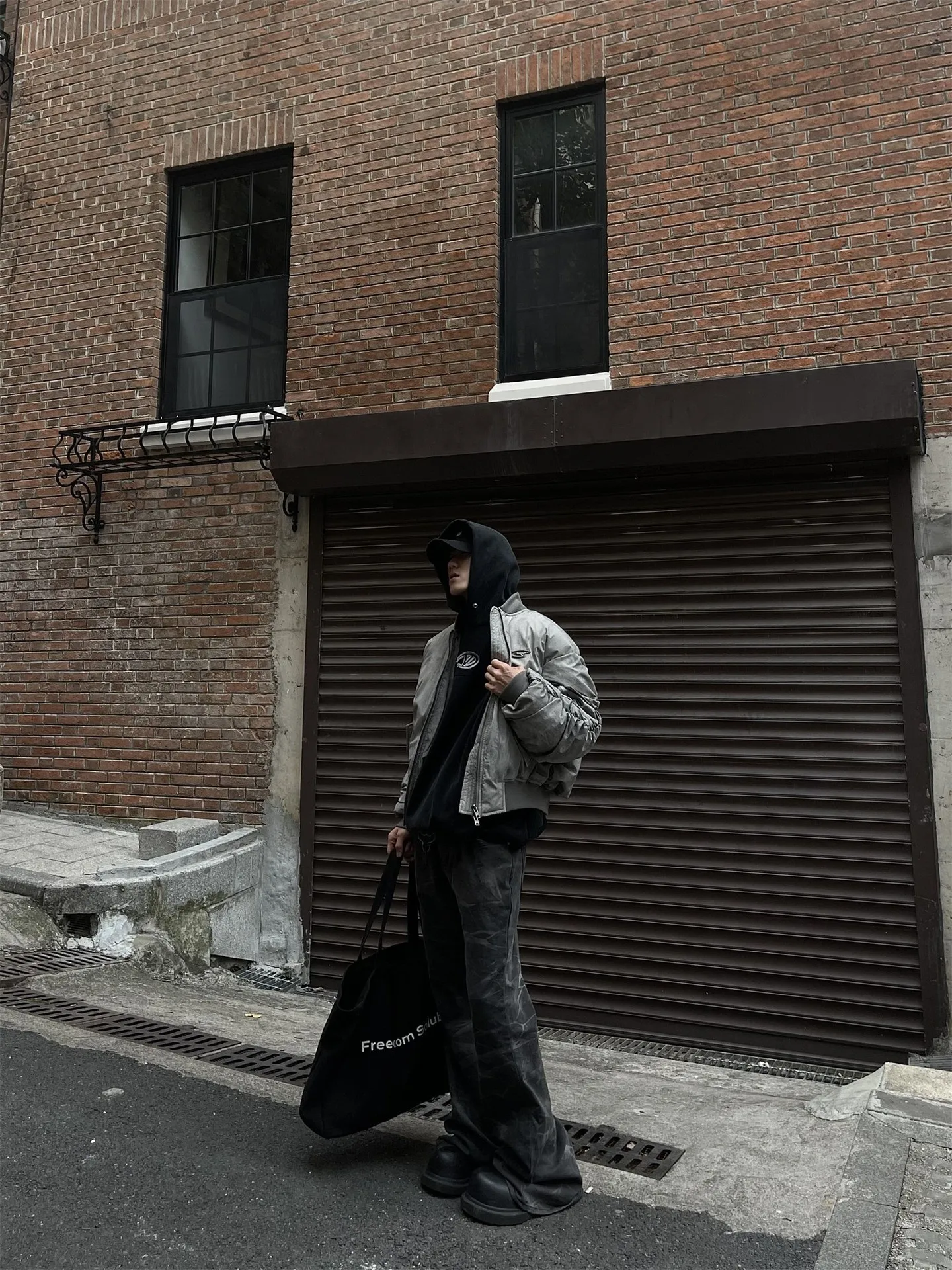 Winter Vintage Distressed Style Wrinkle Design Baseball Jacket Cotton American Hip Hop Coat Warm Parka