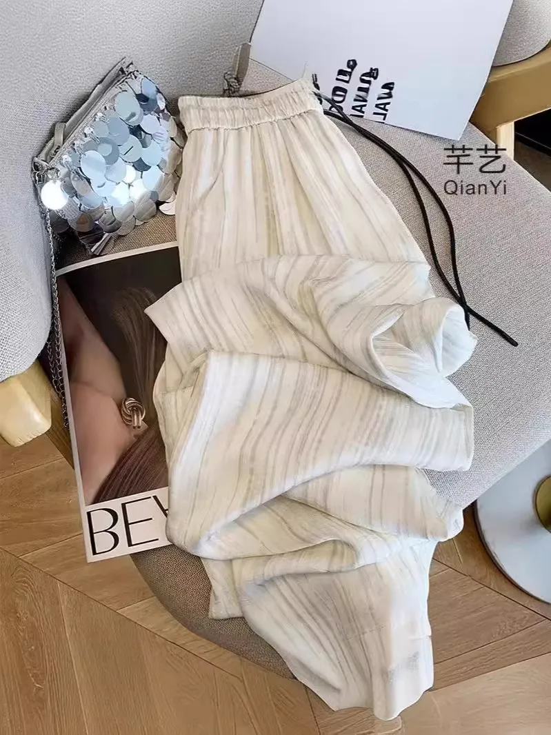 بنطال ذو قصة أرجل واسعة باللون الأبيض للنساء للخريف من الفلانيل مطوي ومطرز كلاسيكي عمودي على الطراز الإنجليزي فريد من نوعه للمكتب #4