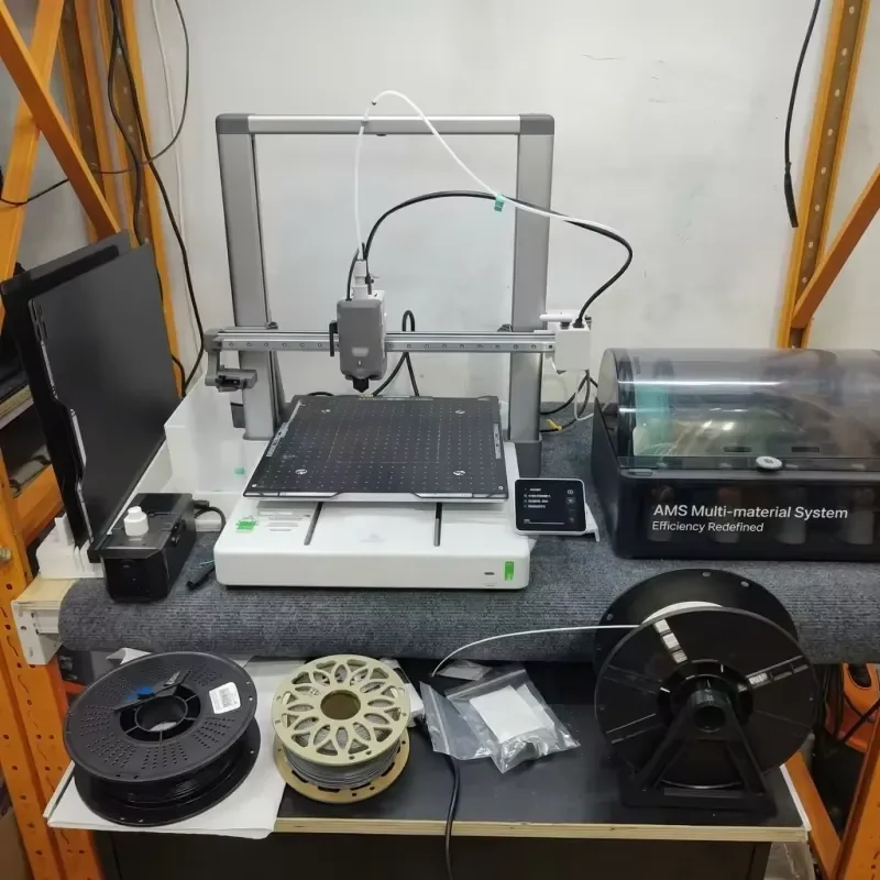 Global version of Bamboo Lab A2L Combo high-speed 3D printer, large print bed, automatic leveling 2026