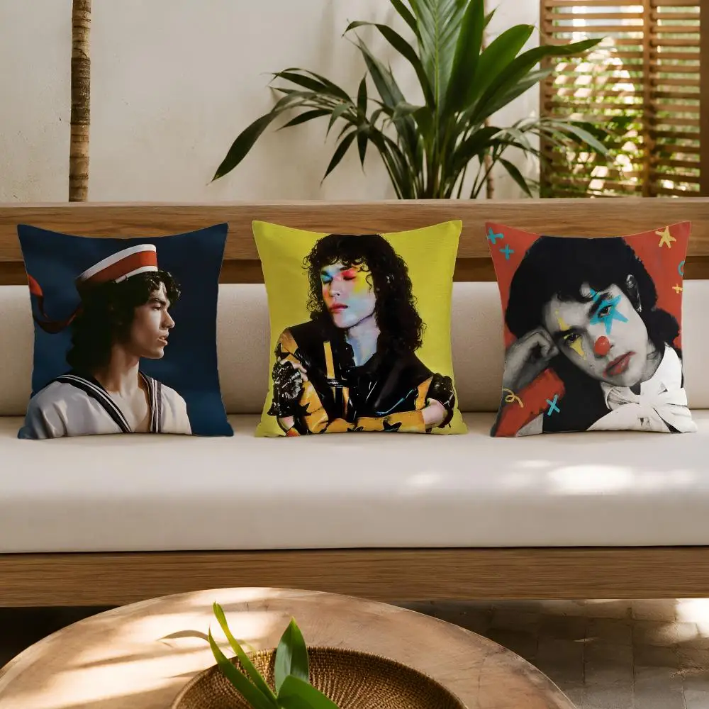 Singer C-Conan Gray Cushion Cover Wrinkle-Resistant Short Plush Pillow Covers Breathable Machine-Washable