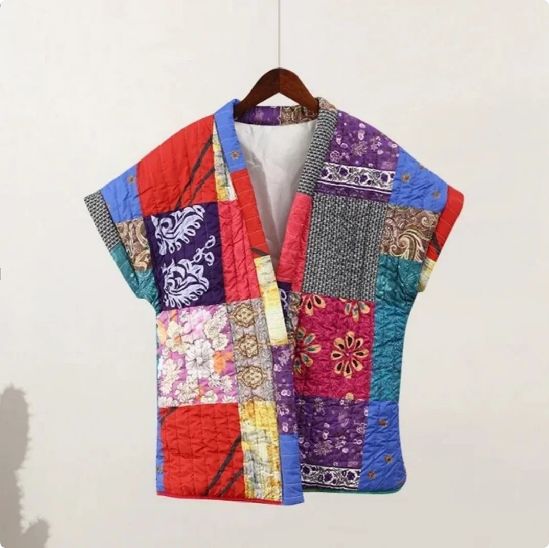 

2025 New Arrival: Euro-American Style Printed Cotton Sleeveless Tank Top - Hot Seller V-Neck Design Fashion-Forward