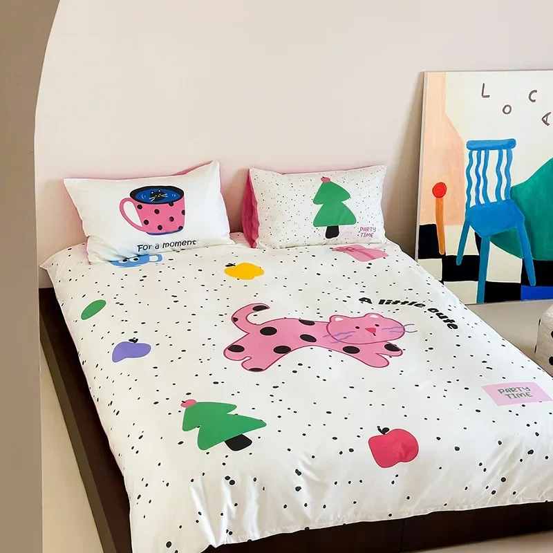 Cartoon all cotton four piece set for autumn and winter, thickened 100 cotton pink bed sheet, duvet cover, bedsheet style 4