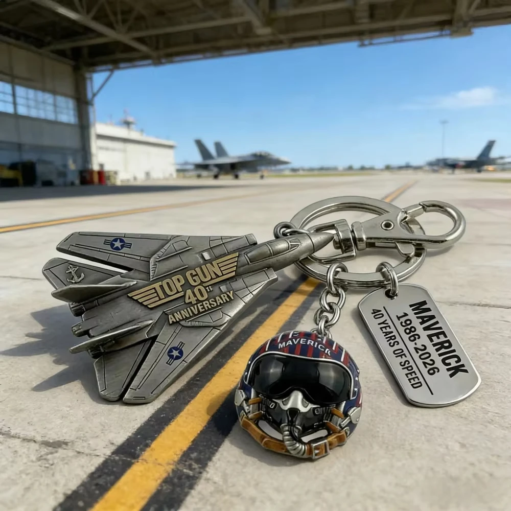 In Stock Movie Merchandise 40th Anniversary Keychain Pilot Duck Cosplay Collectible Figurine 2026 Movie Fan Exclusive Gift