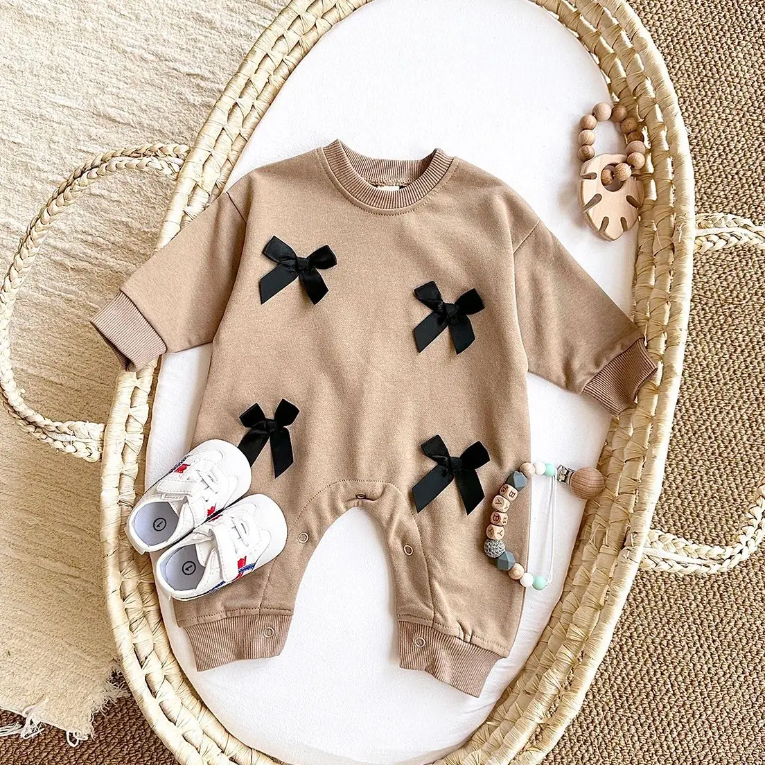 Autumn Newborn Baby Girl Clothes Romper Cute Bow Pullover Bodysuits & One-Pieces Cotton Infant Toddler Children Clothing 0-18M