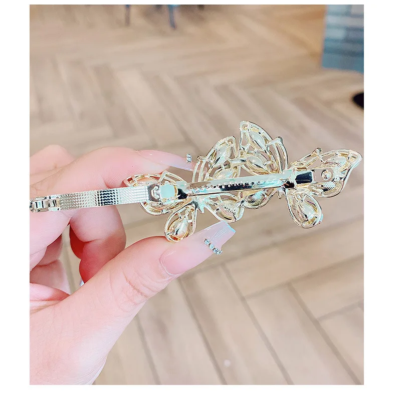 Elegant Hair Accessory Alloy Hairpin with Rhinestone for Women Chic Butterfly Hair Clip with Alloy Spring for Women