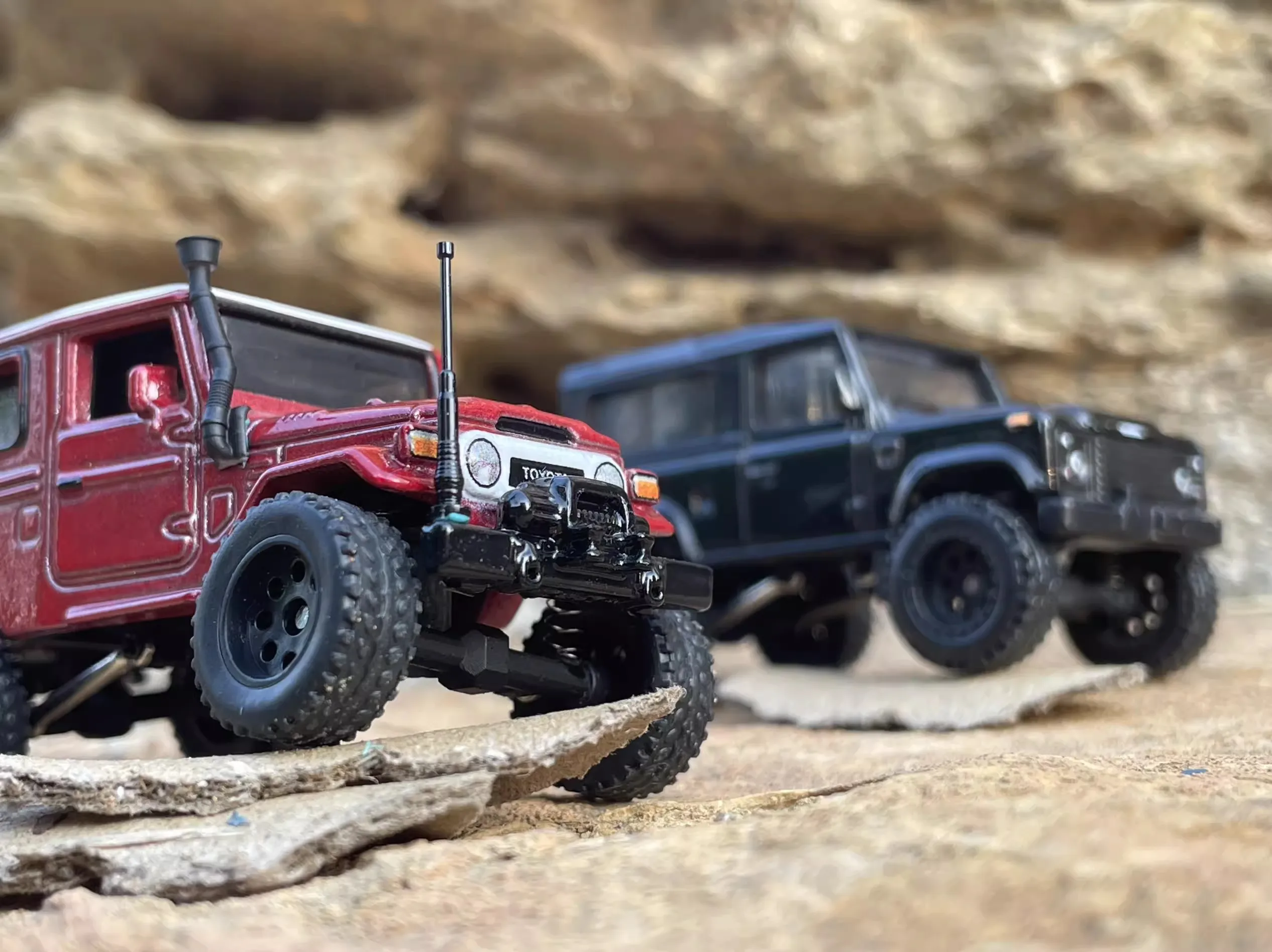 Model 1:64 FJ43 Off-Road Conversion Shock Version Gumowe opony