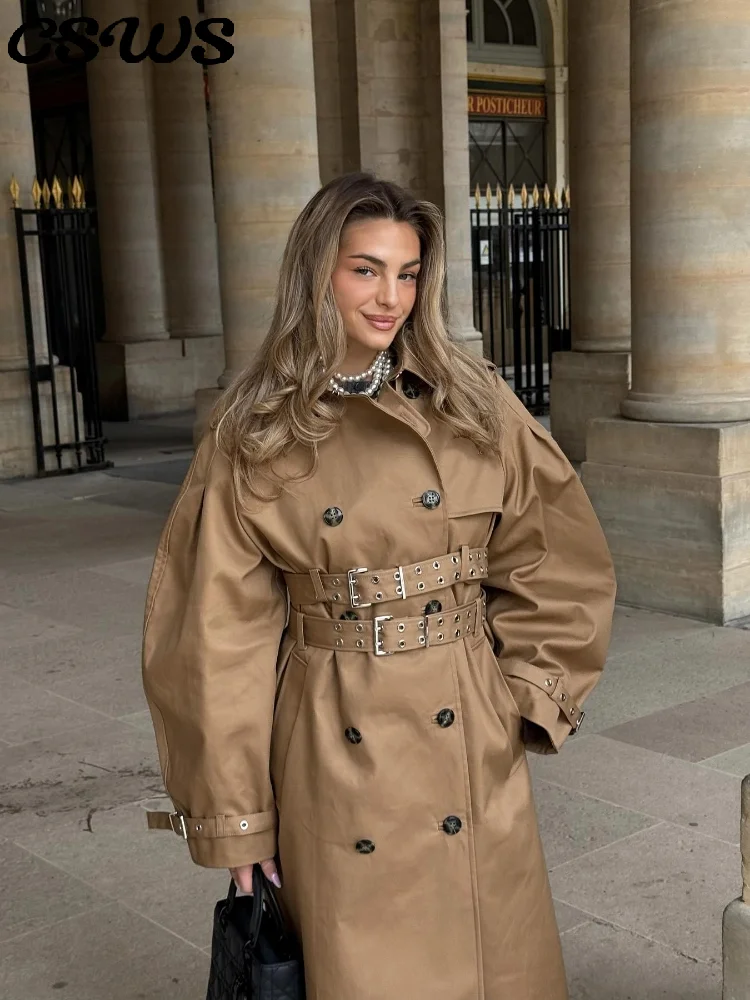 سترة نسائية أنيقة بحزام مزدوج سترة واقية كاكي غير رسمية بأكمام طويلة وزر على شكل طية صدر السترة سترة نسائية لخريف وشتاء 2025 ملابس خروج للسيدات