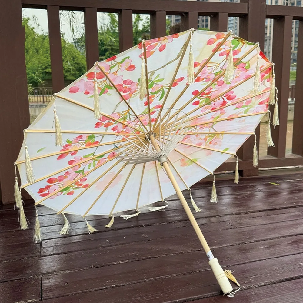 

70cm Silk Fabric Tassel Umbrella Chinese Style Handheld Ancient Dance Umbrella Rainproof Windproof Tassel Umbrella for Women