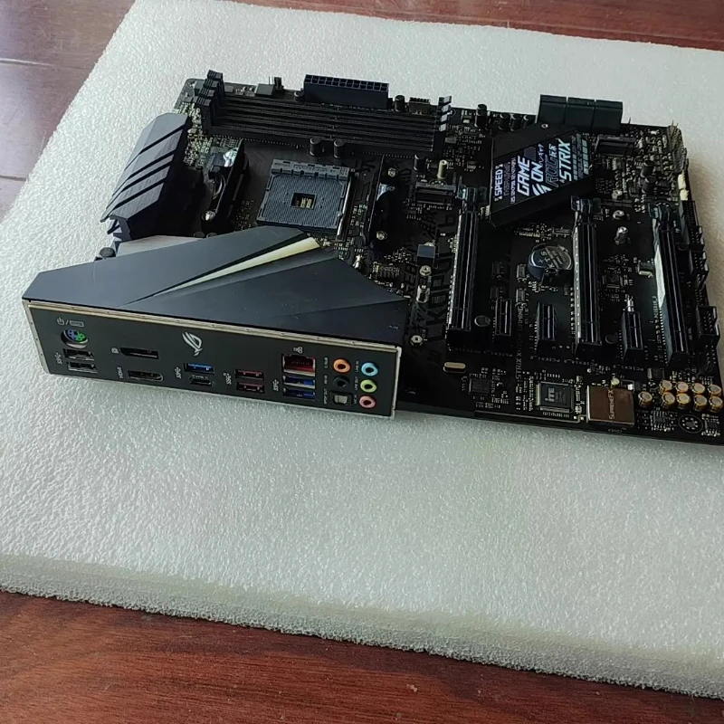 Used ROG STRIX X470-F GAMING ATX Motherboard AM4 Socket X470 Chipset Support AMD Ryzen DDR4 RAM Gaming Mainboard for ASUS