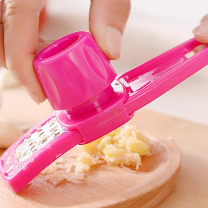 

1pcs Garlic Press Crusher Manual Garlic Mincer Chopping Garlic Tool Garlic Masher Kitchen Ginger Garlic Grinding Grater Cosina