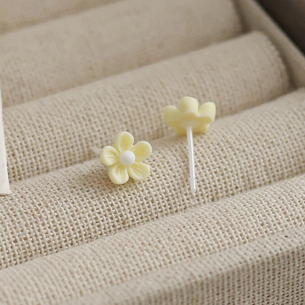 New Material Bioceramic Needle Flower Mini Plant Stud Earrings For Women Allergy Prevention Piercing Ear Hole Fashion Jewelry