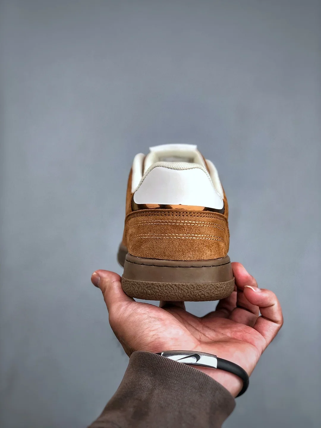 أحذية رياضية كاجوال من جلد الغزال للرجال، أحذية جري مريحة للمشي، أحذية تنس رياضية يومية مضادة للانزلاق في الهواء الطلق