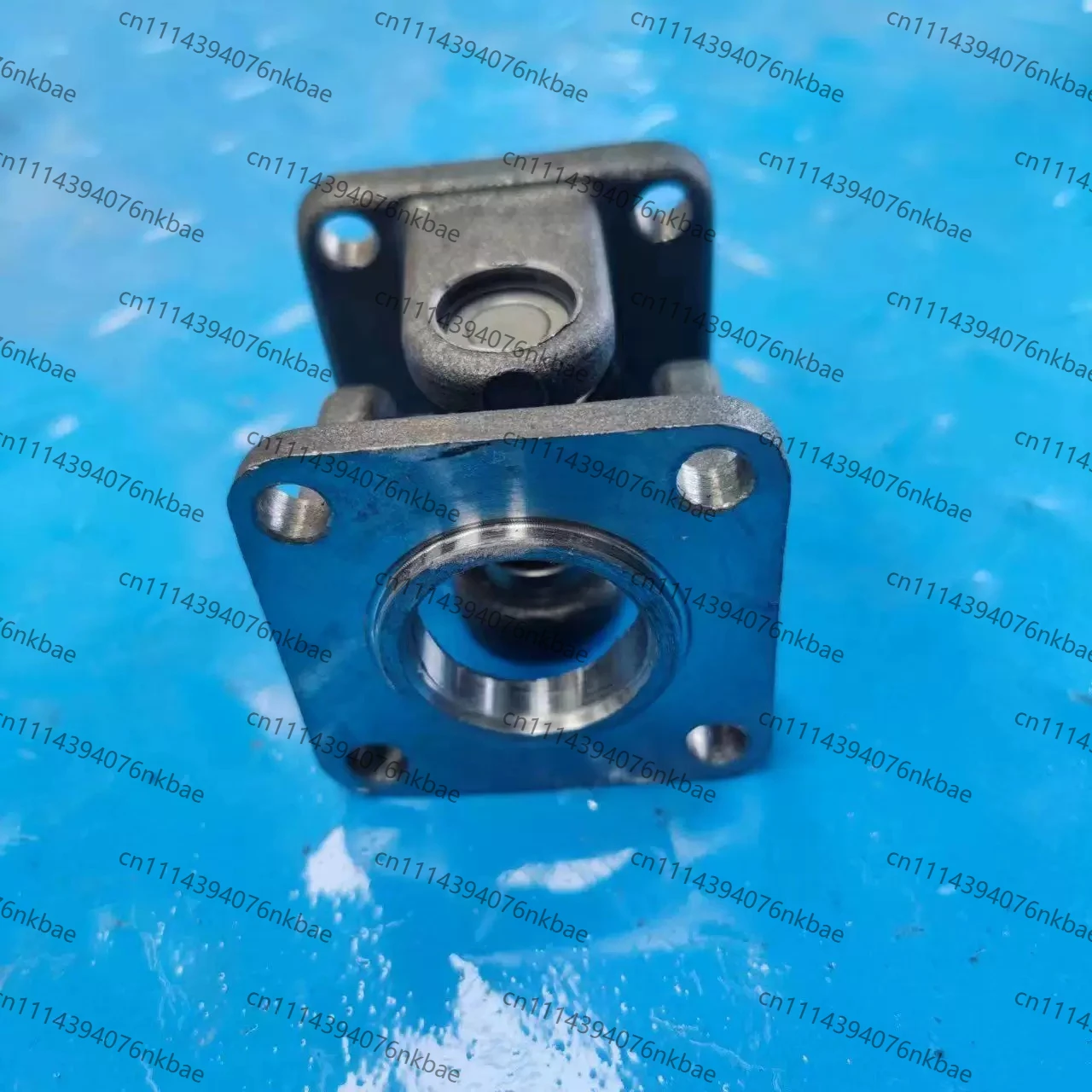 Forged Steel Universal Joint Cross Shaft Rotating Coupling Industrial Machinery Replacement Drive Shaft Connector Parts