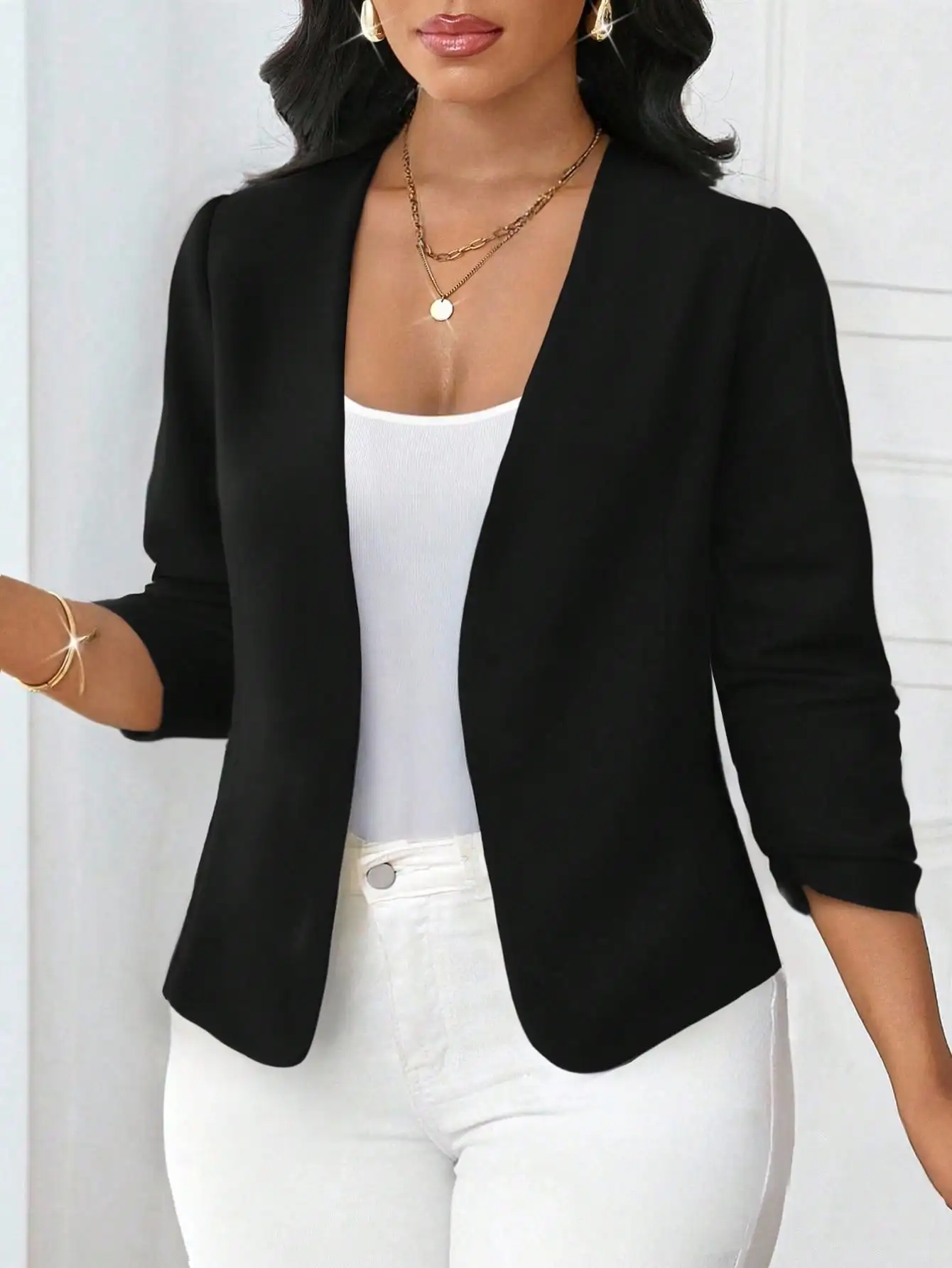 Veste blazer noire ouverte sur le devant pour femme avec détails plissés, tenue de bureau élégante à manches longues pour l'automne