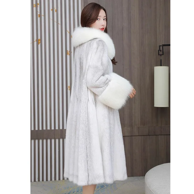 Luxury Women's Clothing Mink Fur Coat Whole Mink Long Coat Fur Outerwear Casual Warm Winter New Fox Fur Lapel Trench Coats