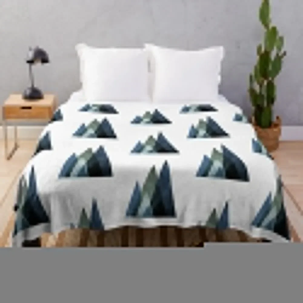 

Nordic Mountains Throw Blanket Tourist Plaid blankets ands Blankets