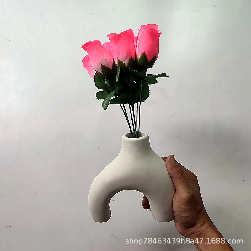 Twisted U-shaped Irregular Vase Flower Pot Ashtray Pen Holder Silicone Mold  Making Home Decoration with Epoxy Plaster Cement