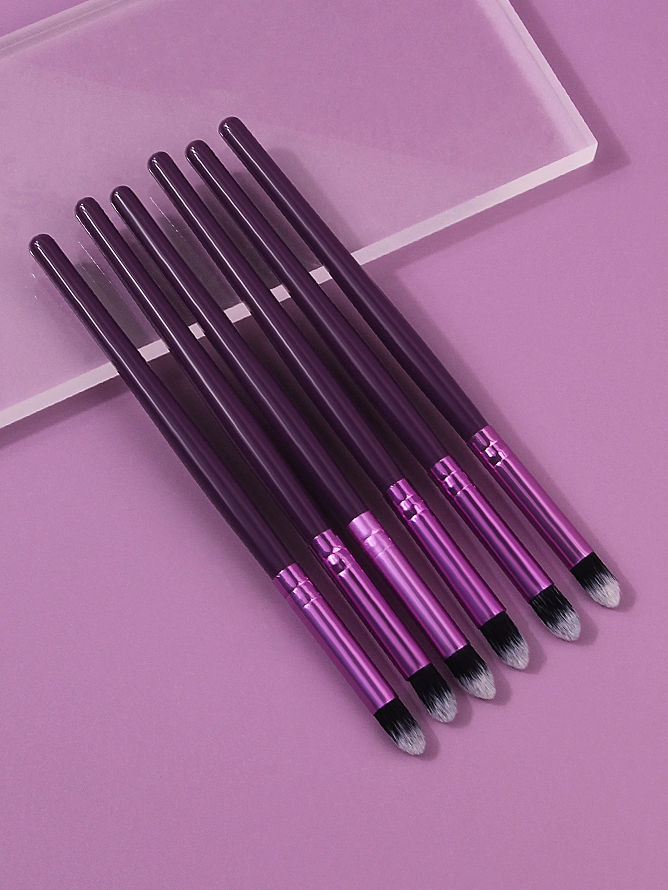 Best-selling 6-piece beginner's eye makeup brush, concealer and highlight multi-purpose brush,portable soft-bristled makeup tool