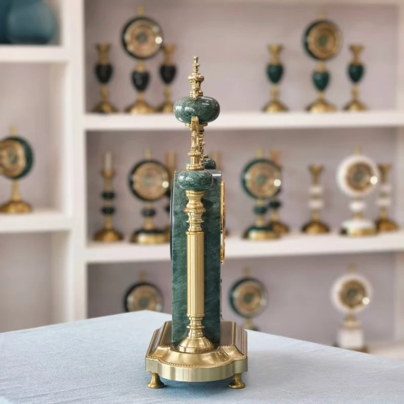 Antique Table Clock with Modern Design Metal Quartz Needle and Digital Display Customizable Logo for Home Decor