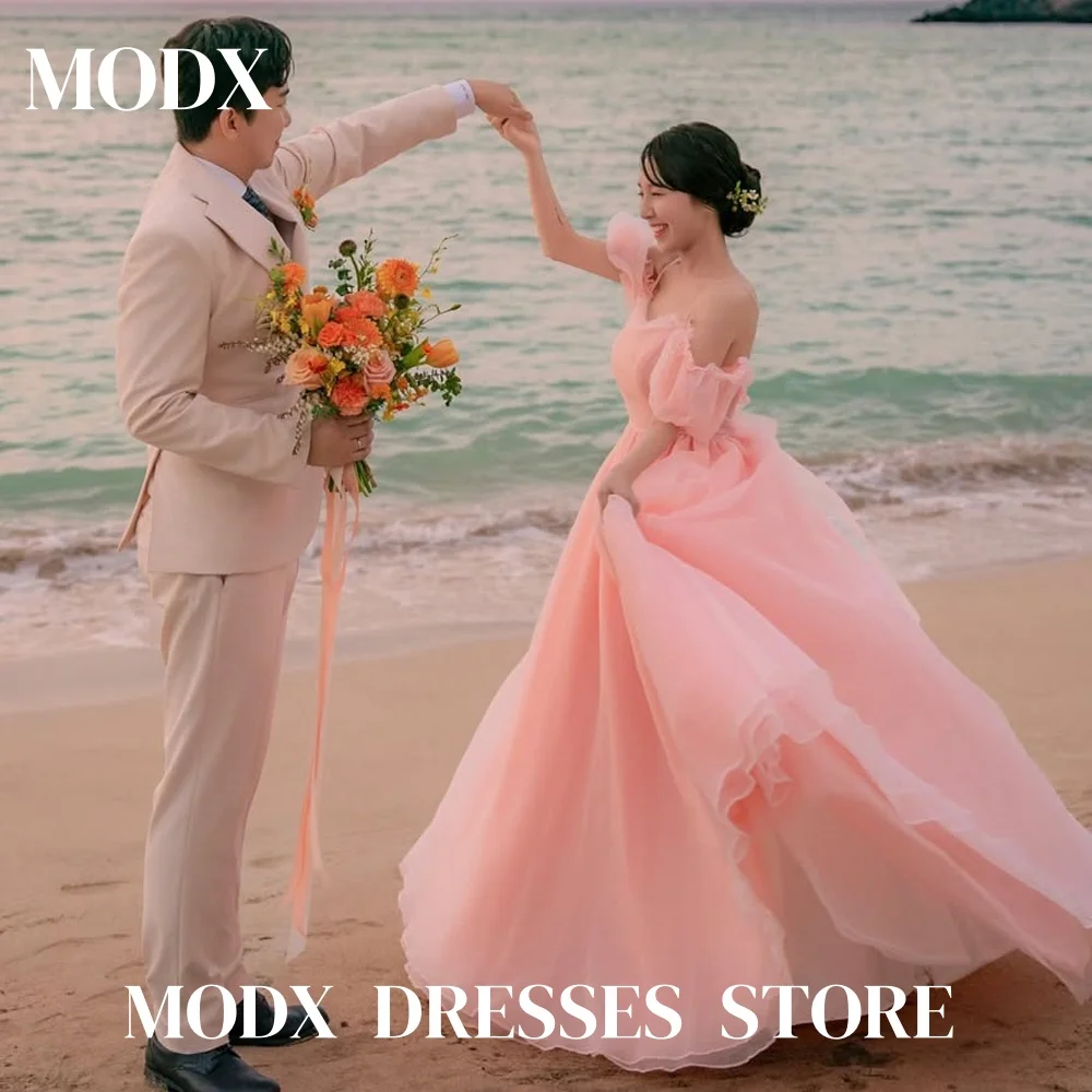 

MODX Elegant Pink Korea A-line Wedding Dresses Off Shoulder Short Sleeves 웨딩드레스 Korea Photoshoot Customised Evening Gown 2025